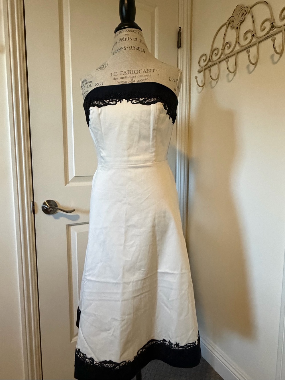 White House Black Market White Strapless Midi Dress with Black Lace